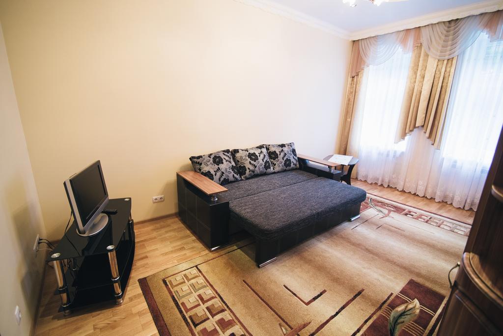 Apartment On Bernarda Meretyna Λβιβ Εξωτερικό φωτογραφία