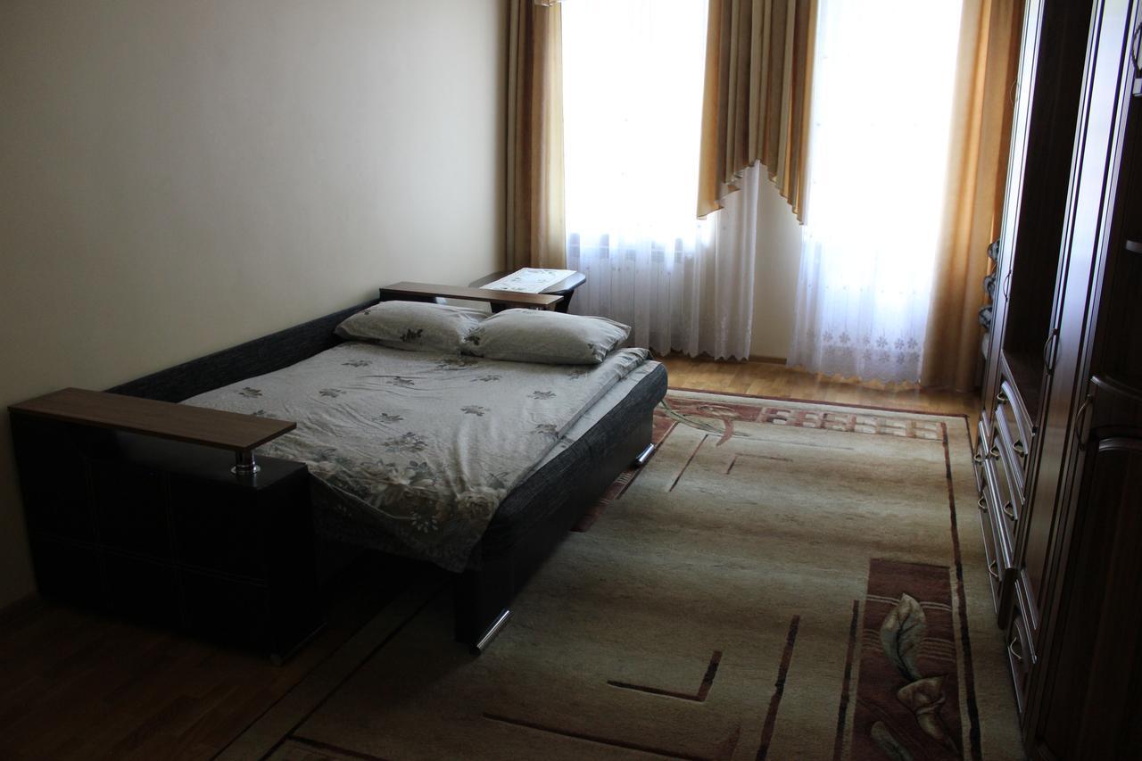 Apartment On Bernarda Meretyna Λβιβ Εξωτερικό φωτογραφία